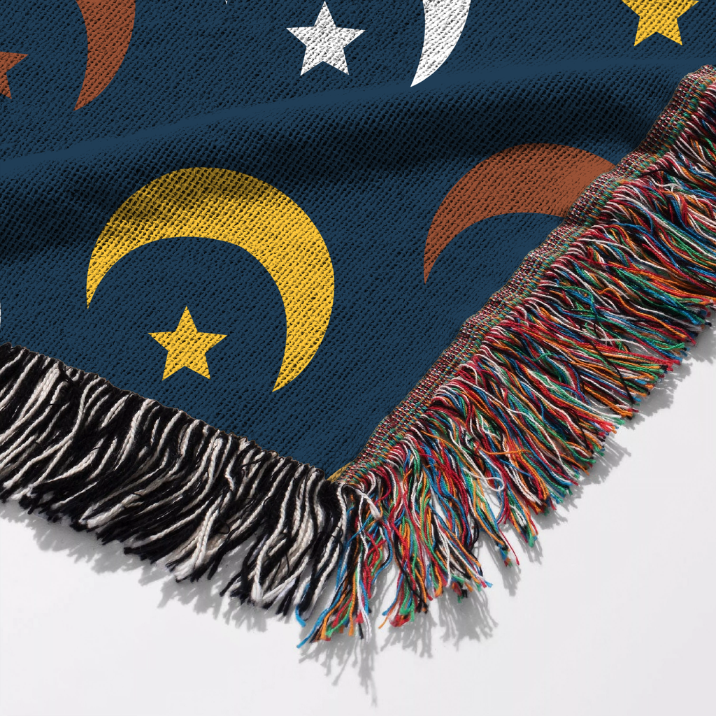 Crescent Moon Pattern Tapestry Woven Blanket