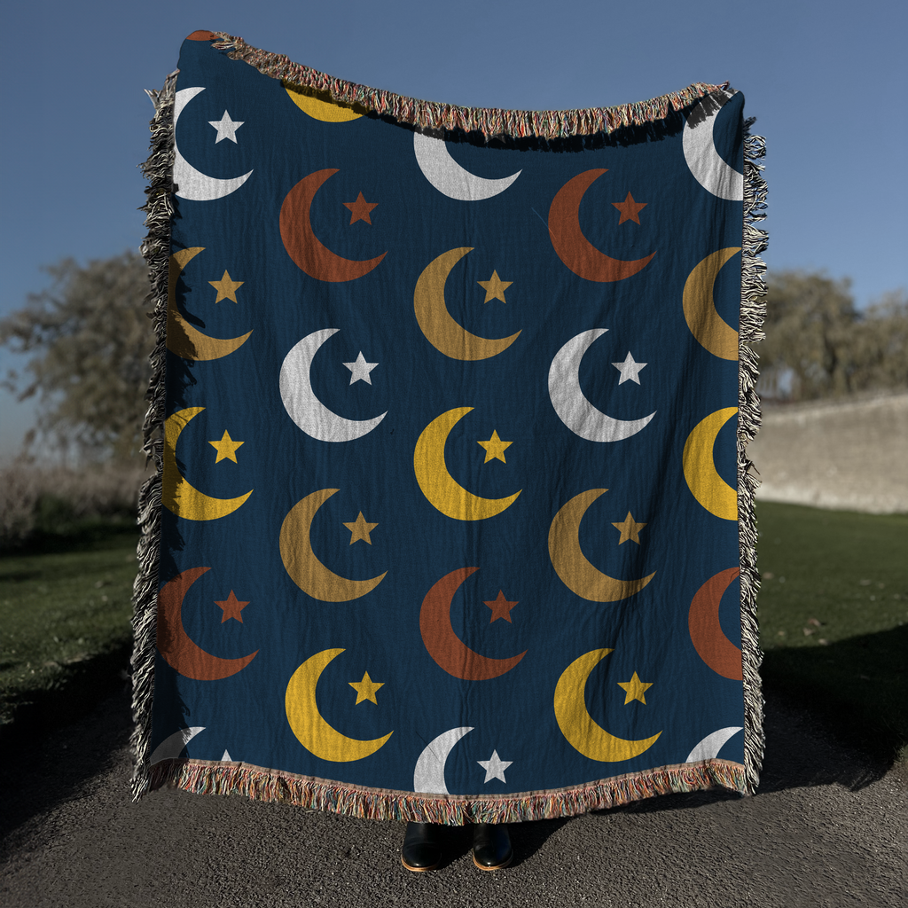 Crescent Moon Pattern Tapestry Woven Blanket