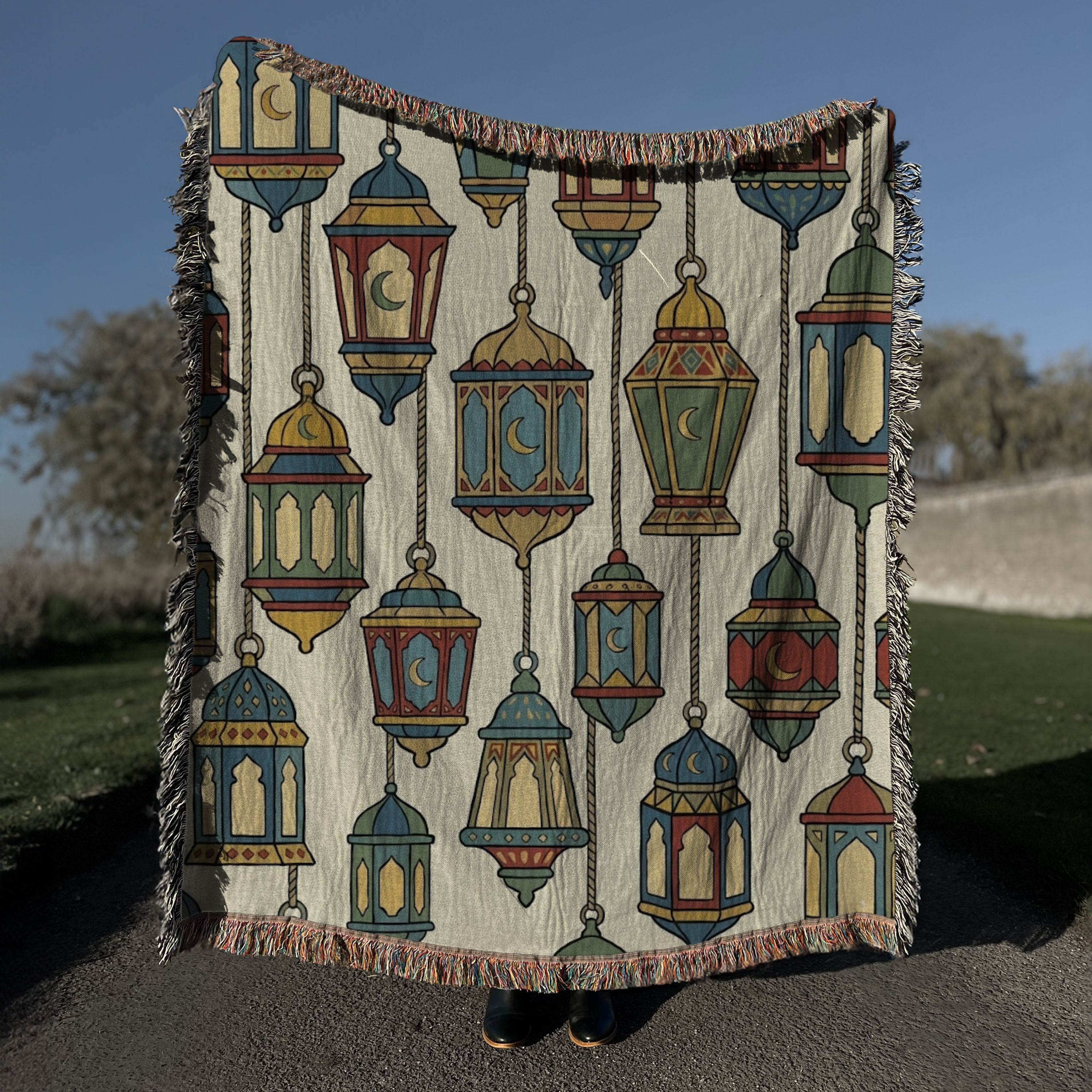 Moroccan Lantern Tapestry Woven Blanket